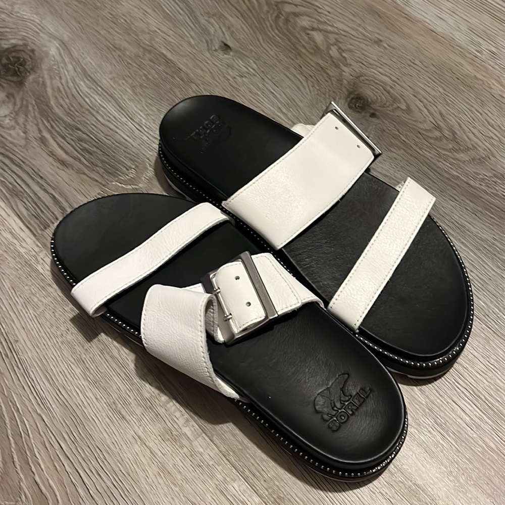 Sandal - Picture 5 of 7